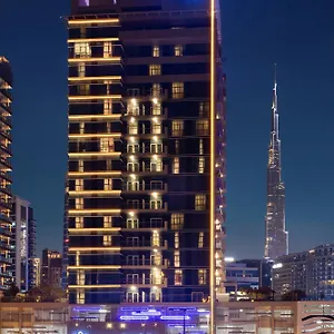 أجنحة رويال كونتيننتال 5* دبي